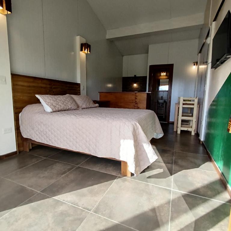 Flores del Limay cabañas - Cabaña con vistas al jardín - 25