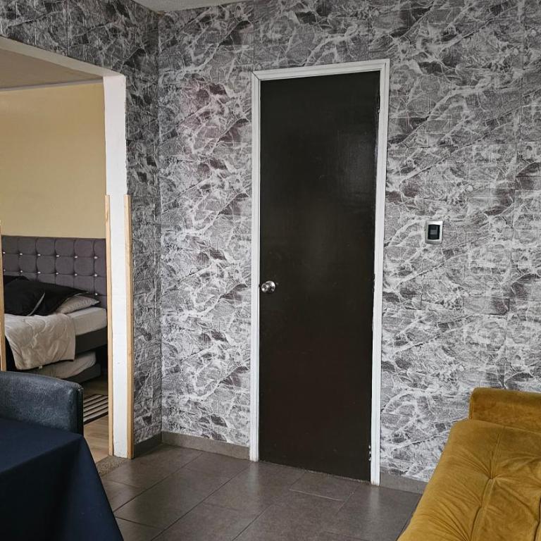 Roma House N- suite Campin Movistar Ministerios Simón Bolivar - Habitación Doble con vistas al jardín - 4