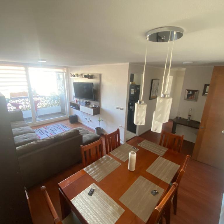 Bello Dpto central a pasos de la Quinta Vergara, Mall, Plaza de Viña, con estacionamiento, ideal para recorrer la ciudad caminando relajado - Two-Bedroom Apartment - 8