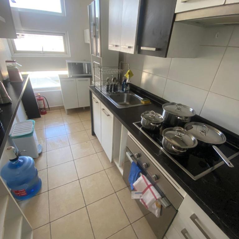 Bello Dpto central a pasos de la Quinta Vergara, Mall, Plaza de Viña, con estacionamiento, ideal para recorrer la ciudad caminando relajado - Two-Bedroom Apartment - 23