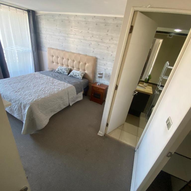 Bello Dpto central a pasos de la Quinta Vergara, Mall, Plaza de Viña, con estacionamiento, ideal para recorrer la ciudad caminando relajado - Two-Bedroom Apartment - 46