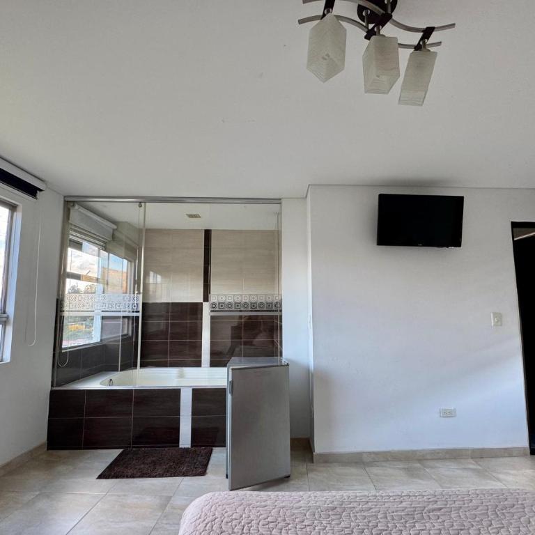 Hotel Portales Del Sol - Deluxe Room - 7