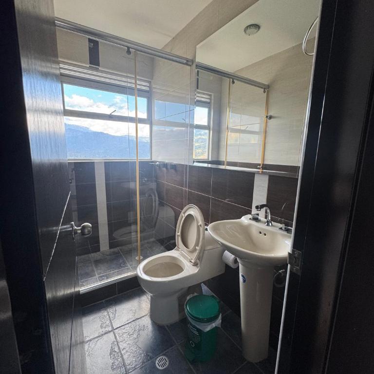Hotel Portales Del Sol - Standard Quadruple Room - 2