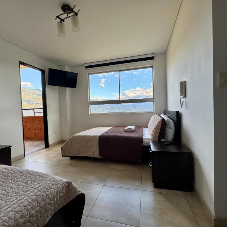 Hotel Portales Del Sol - Standard Quadruple Room - 5