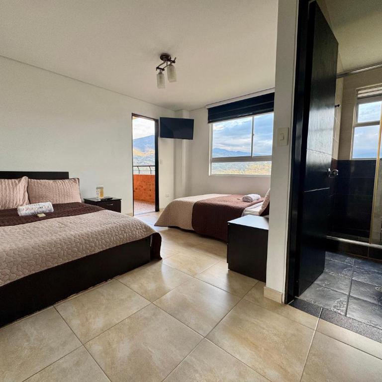 Hotel Portales Del Sol - Standard Quadruple Room - 6