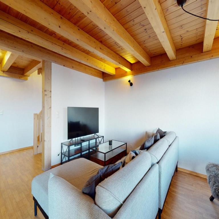 Spacious apartment with balcony - Apartment mit 6 Schlafzimmern - 8