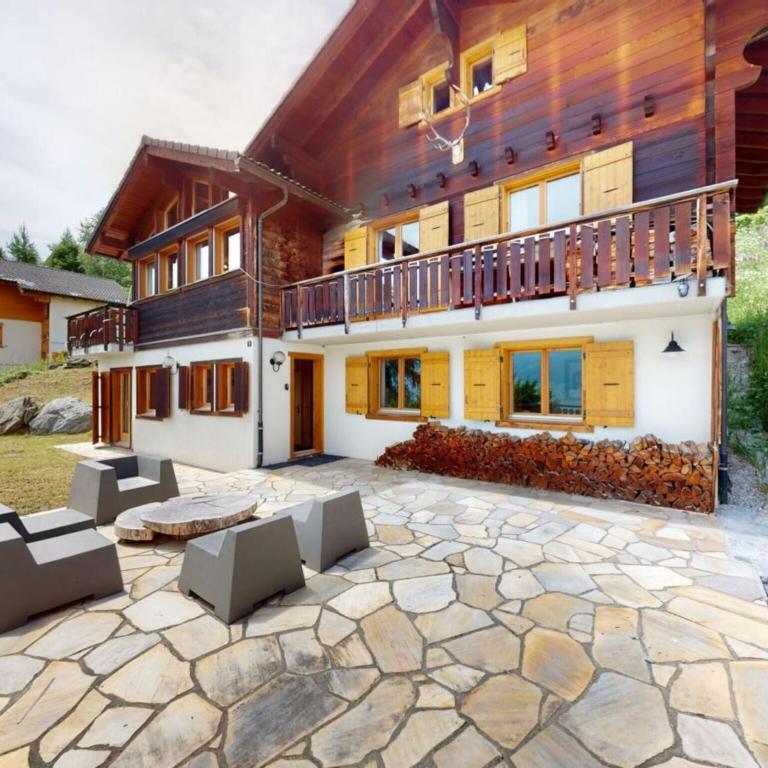 Beautiful chalet in Le Bouveret with garden - Superior Chalet - 3