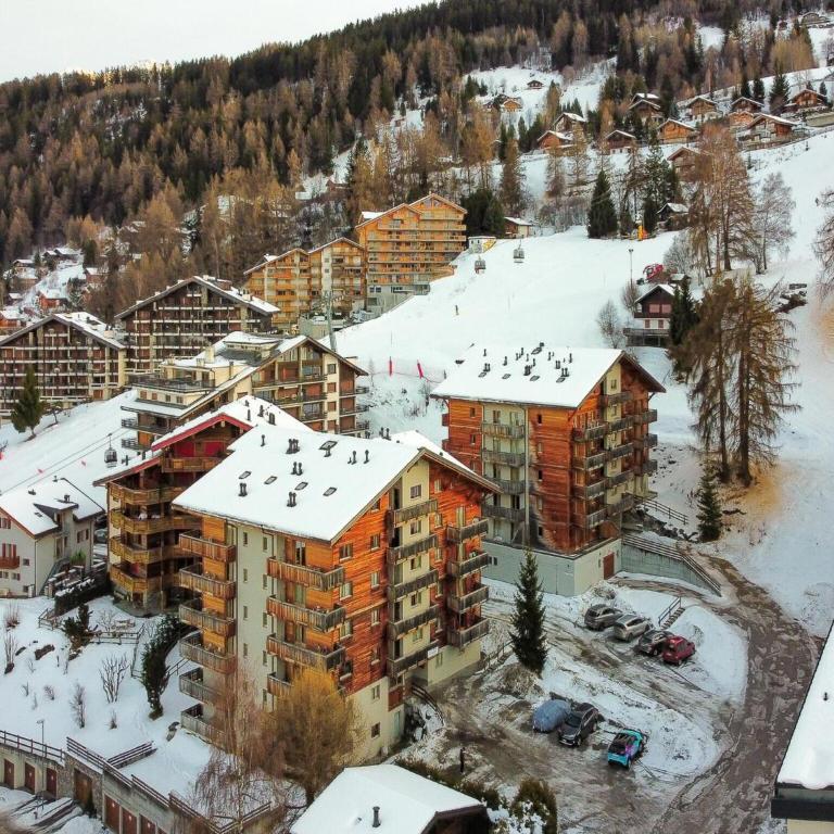 Tasteful apartment with balcony - Appartement 5 Chambres - 24