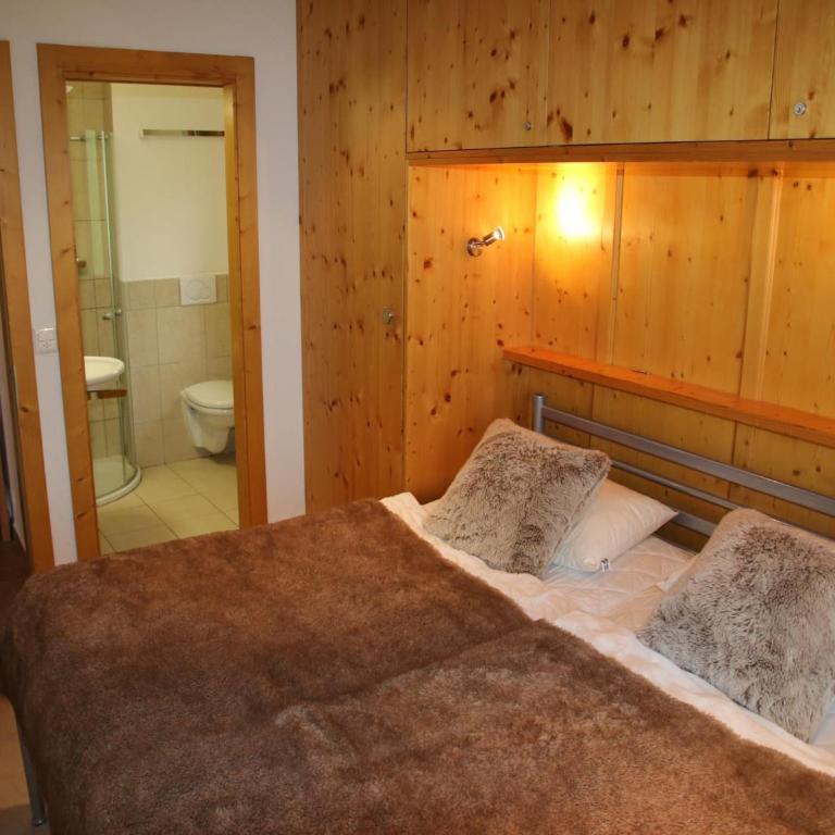 Traditional apartment with balcony - Apartment mit 3 Schlafzimmern - 20