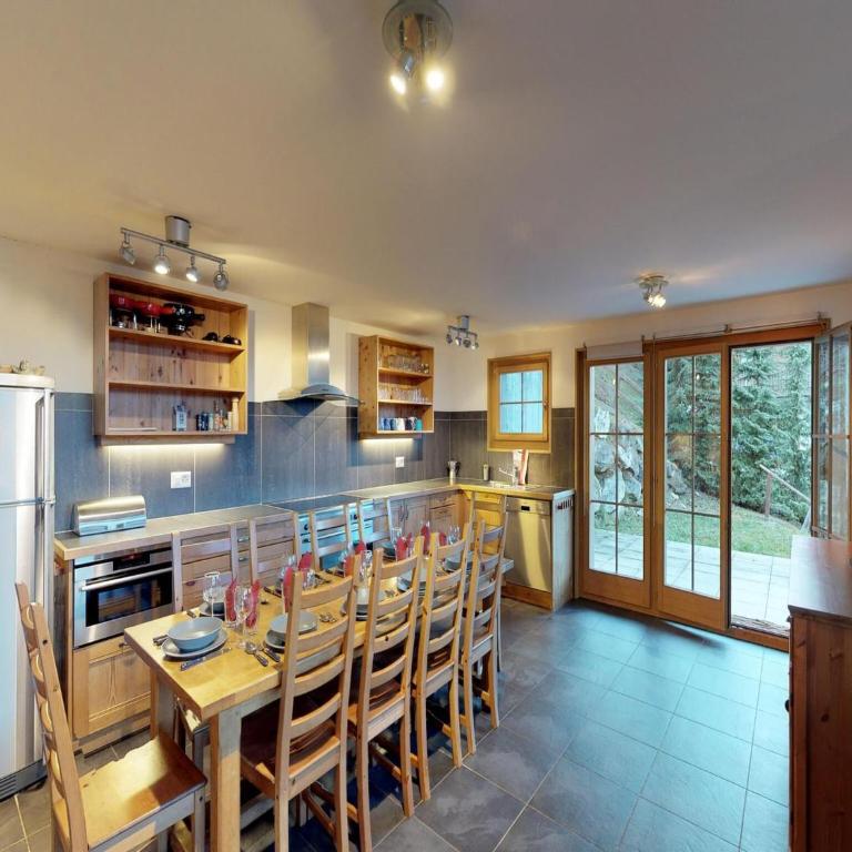 Chalet in Nendaz near Ski Slopes - Superior Chalet - 3