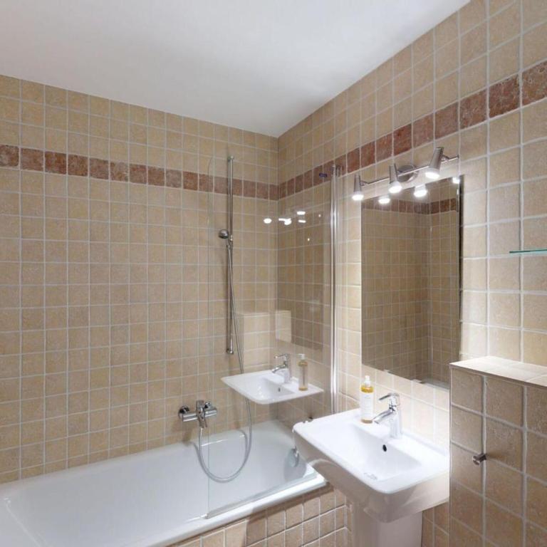 Chalet in Nendaz near Ski Slopes - Superior Chalet - 23
