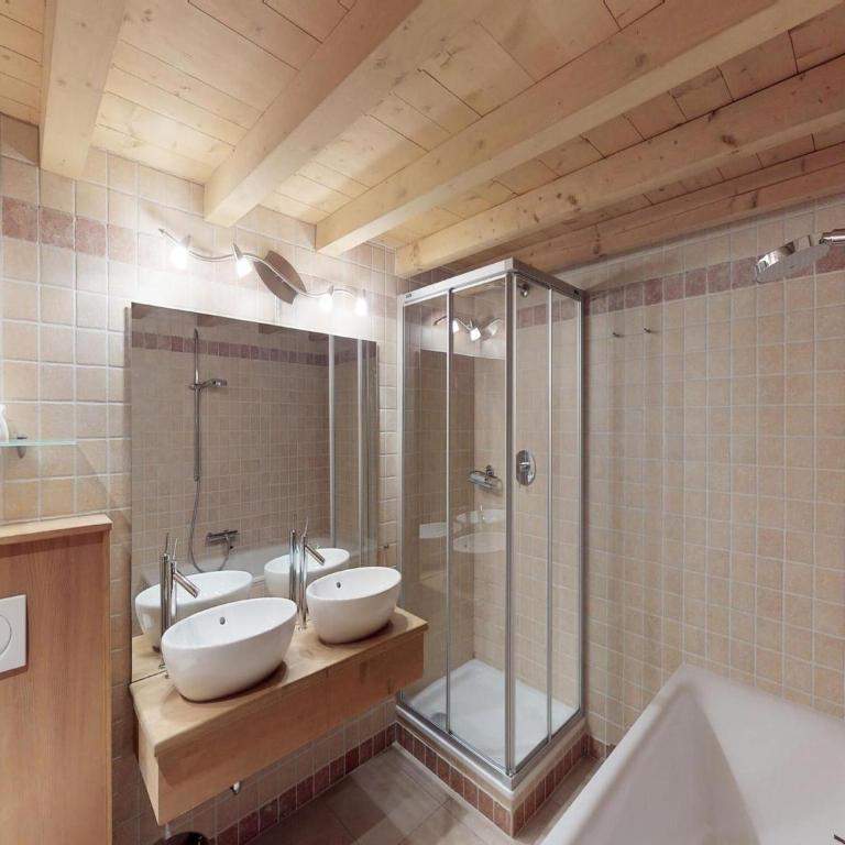 Chalet in Nendaz near Ski Slopes - Superior Chalet - 24