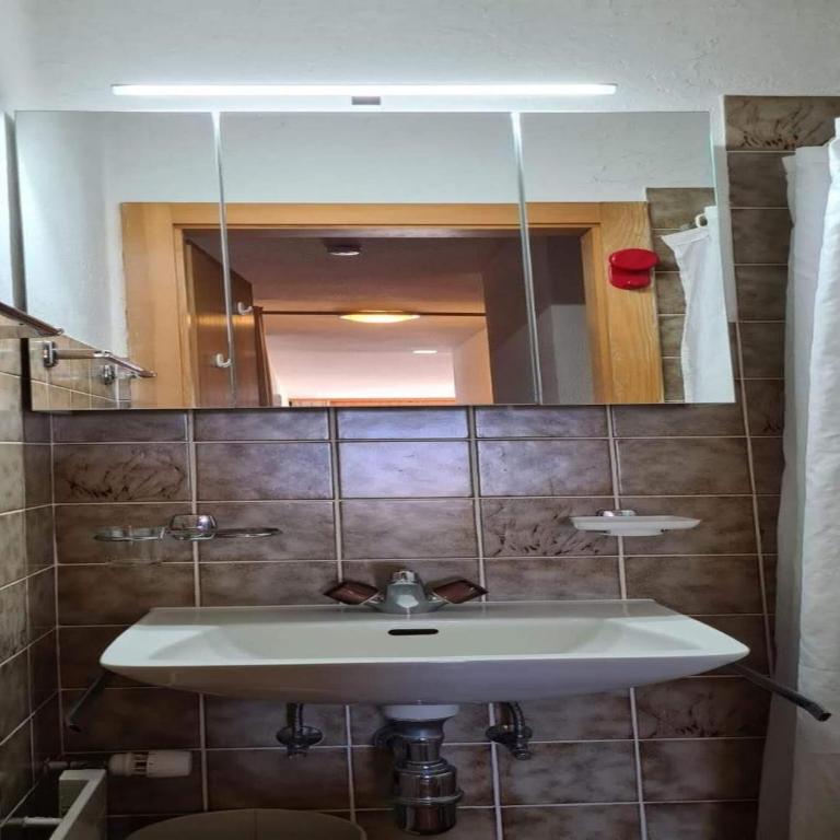 Apartment Veysonnaz near Ski Lift & Shuttle - Appartement 3 Chambres - 13