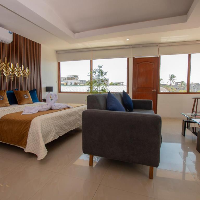 Blue Marlin Galápagos, Hotel & SPA - King Suite with Pool View - 5