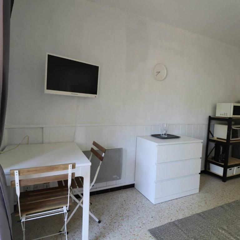 Studio cabine avec balcon et parking à La Grande-Motte - FR-1-307-275 - Studio - 2
