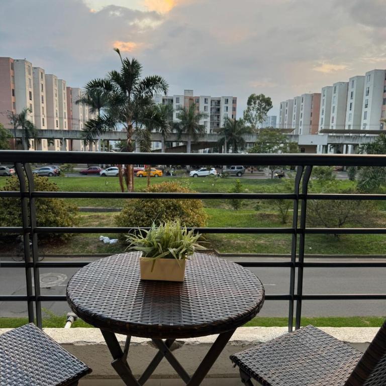 Apto amoblado Sur de Cali - Apartamento de 1 dormitorio - 3
