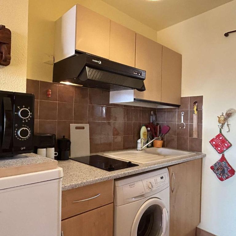 Appart Studio cabine mezzanine 5 couchages BANYULS SUR MER BN060-002 - Appartement 1 Chambre - Vue sur Ville - 8