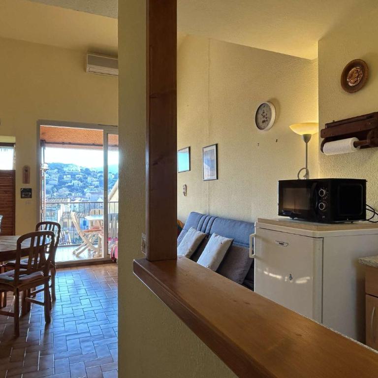 Appart Studio cabine mezzanine 5 couchages BANYULS SUR MER BN060-002 - Appartement 1 Chambre - Vue sur Ville - 10