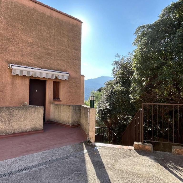 Appart Studio cabine mezzanine 5 couchages BANYULS SUR MER BN060-002 - Appartement 1 Chambre - Vue sur Ville - 16