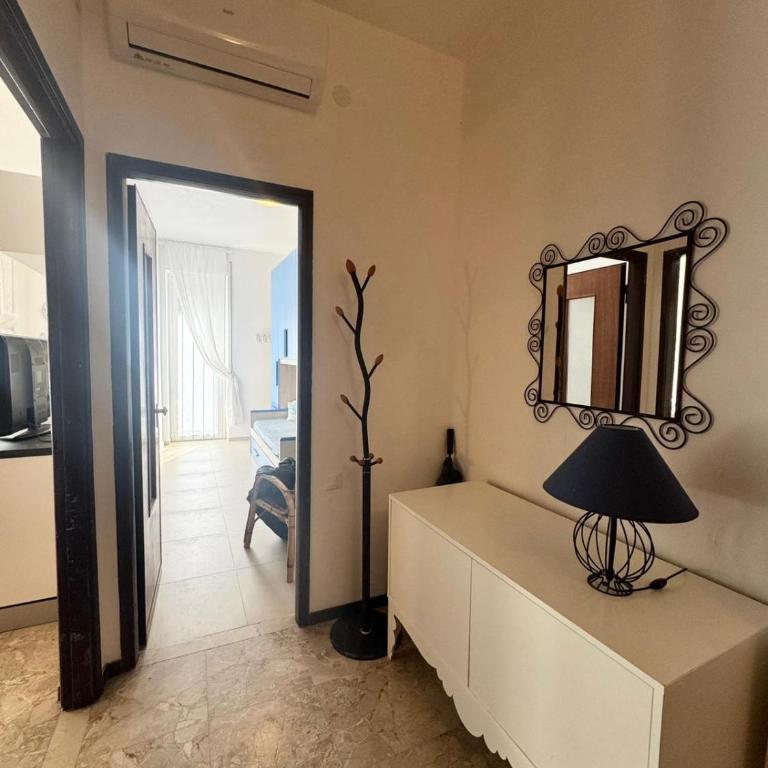 Casa Dante - Appartamento con 2 Camere da Letto - 13