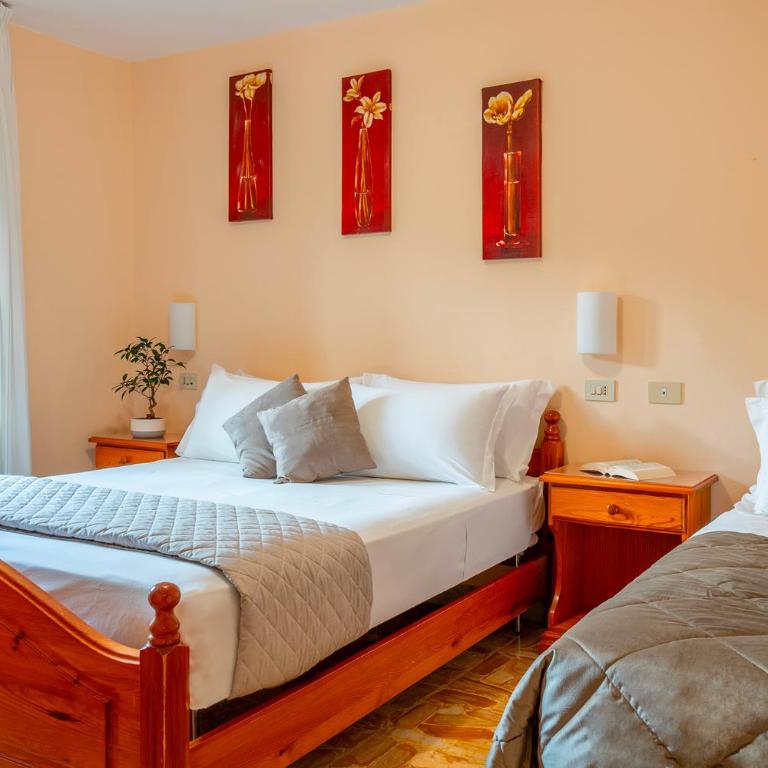Hotel Iris - Habitación Triple - 2