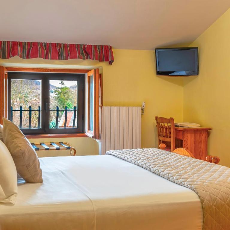 Hotel Iris - Habitación Doble Económica - 1 o 2 camas - 2