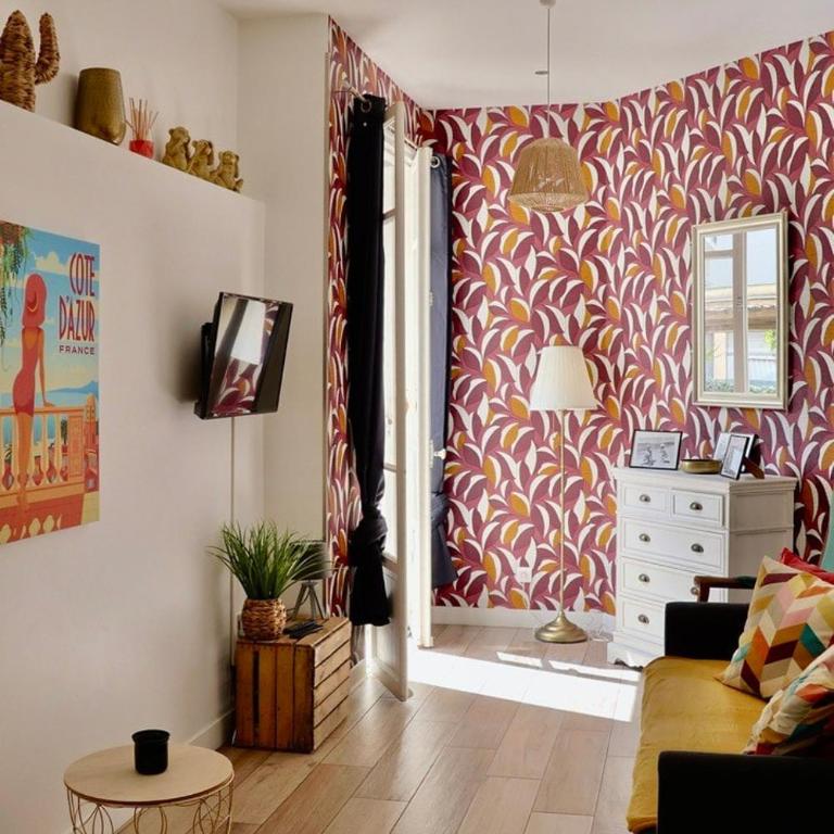 Studio with Big terrace full center with air conditioning - Appartement - 1