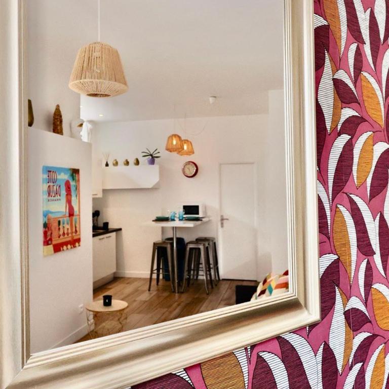 Studio with Big terrace full center with air conditioning - Appartement - 8