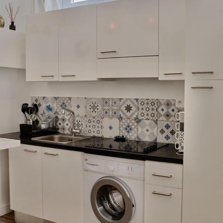 Studio with Big terrace full center with air conditioning - Appartement - 11