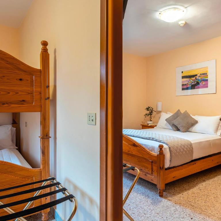 Hotel Iris - Habitación Familiar - 2