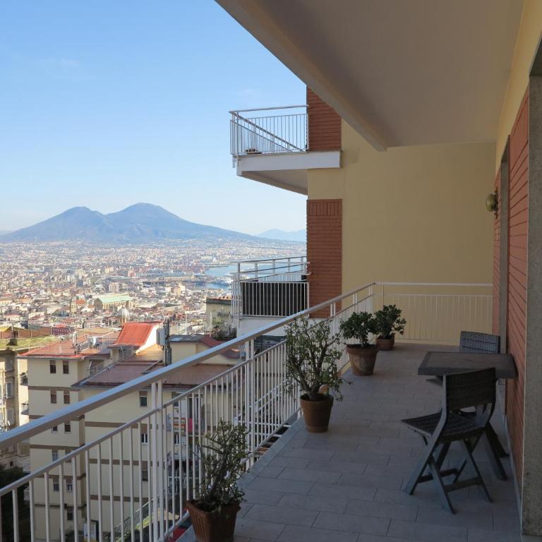 Pretty panoramic apartment - half way Center-Vomero district - Appartamento - 2