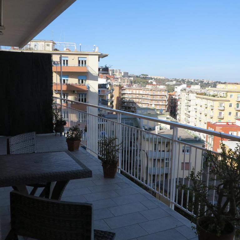 Pretty panoramic apartment - half way Center-Vomero district - Appartamento - 3