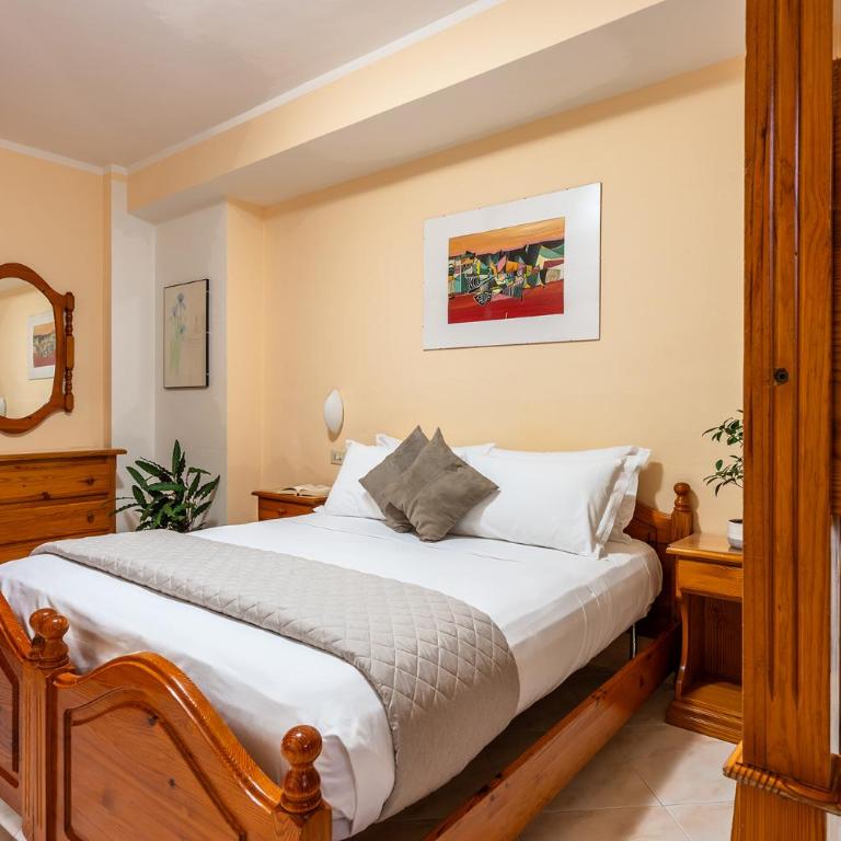 Hotel Iris - Habitación cuádruple - 4