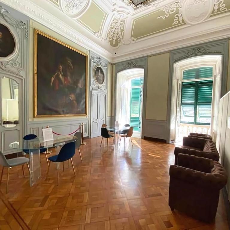 Palazzo Lomellini Historic Retreat by M3trocubo - Elegant Apartment near Aquarium & Via Garibaldi - One-Bedroom Apartment - 4