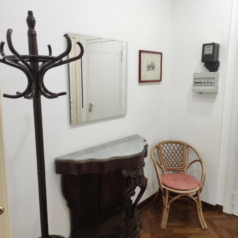 New panoramic apartment - half way Center-Vomero district - One-Bedroom Apartment - 21