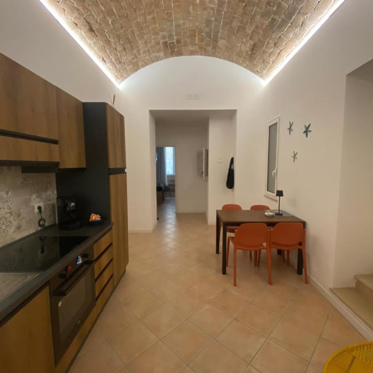La Maschera Apartments - Two-Bedroom Apartment - 6
