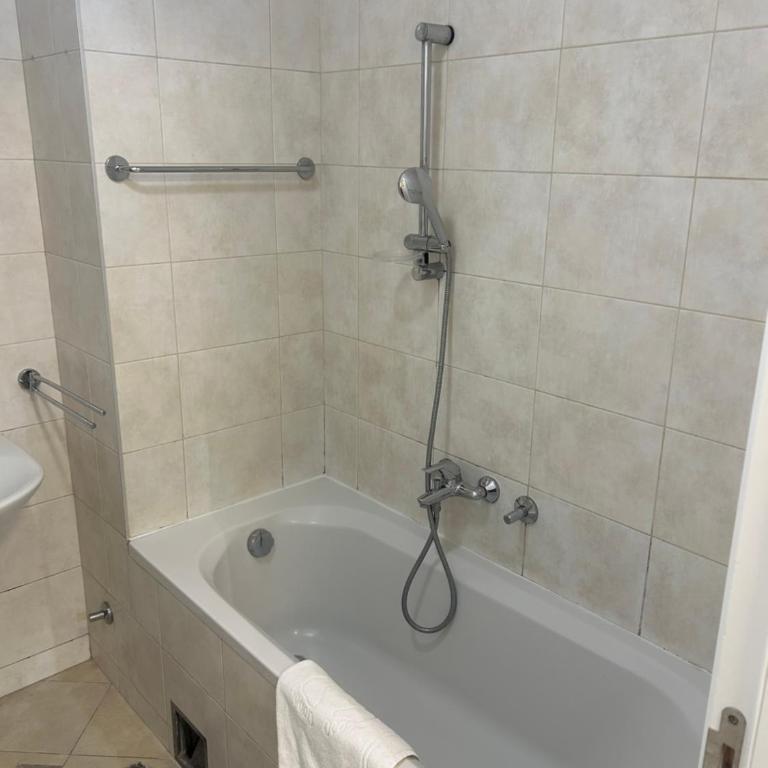 Belvil 5 - One-Bedroom Apartment - 16