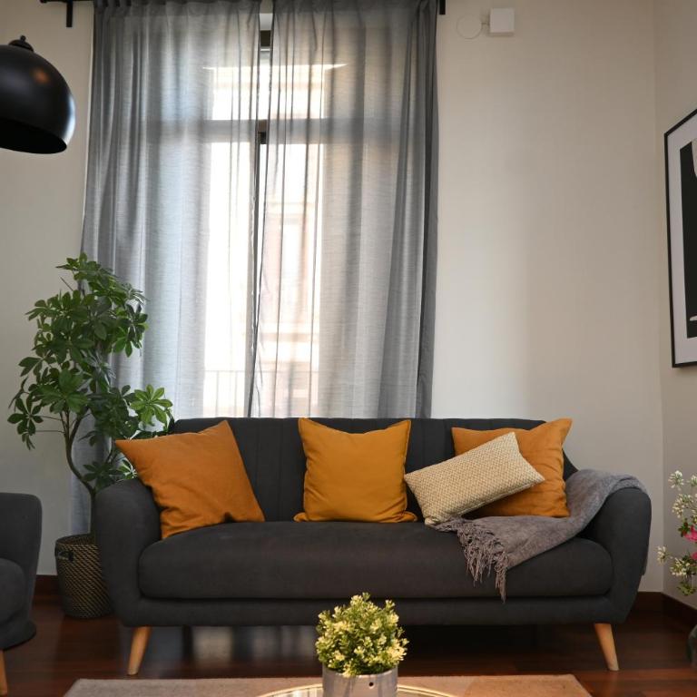 Homenfun Barcelona Las Ramblas - Superior Apartment - 21