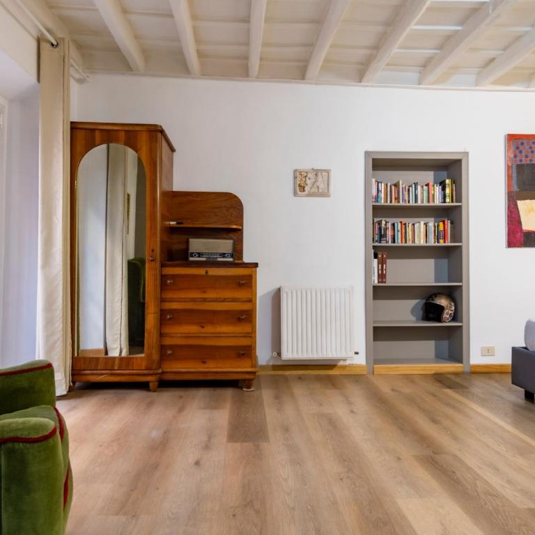 Elegantis Monti Suite Apartment - Two-Bedroom Apartment - 4