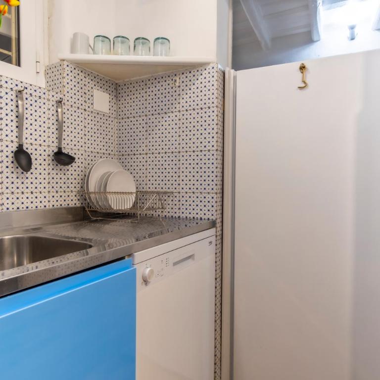 Elegantis Monti Suite Apartment - Two-Bedroom Apartment - 7