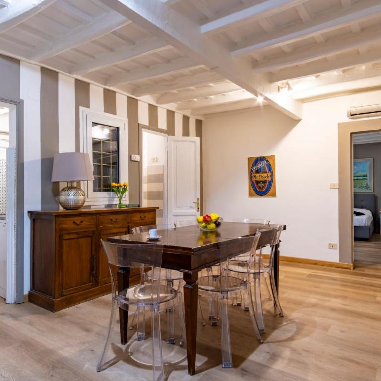Elegantis Monti Suite Apartment - Two-Bedroom Apartment - 8