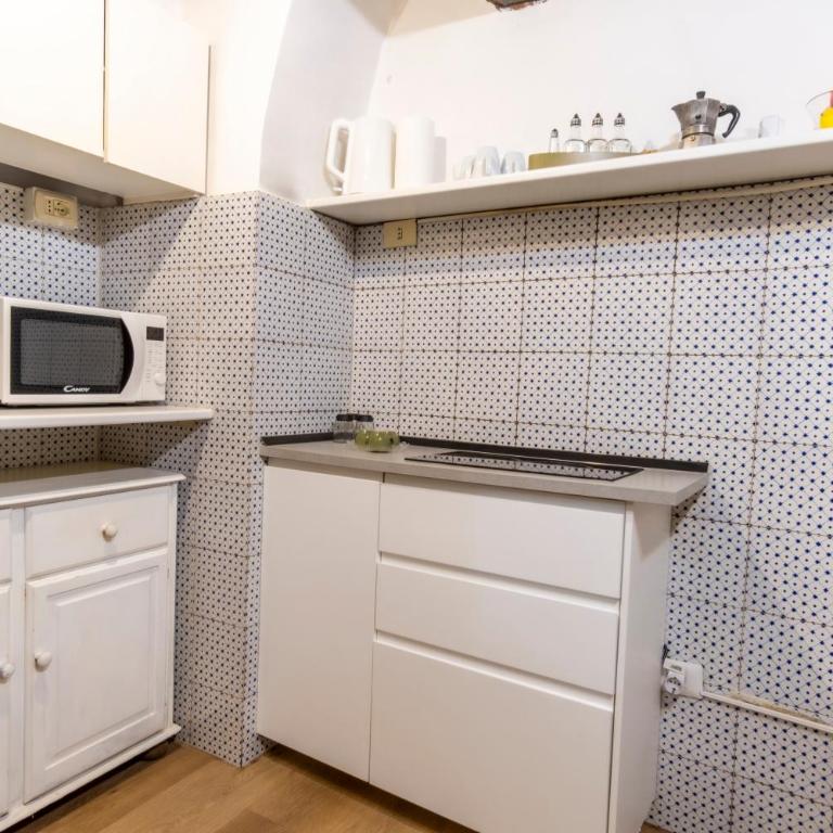 Elegantis Monti Suite Apartment - Two-Bedroom Apartment - 15