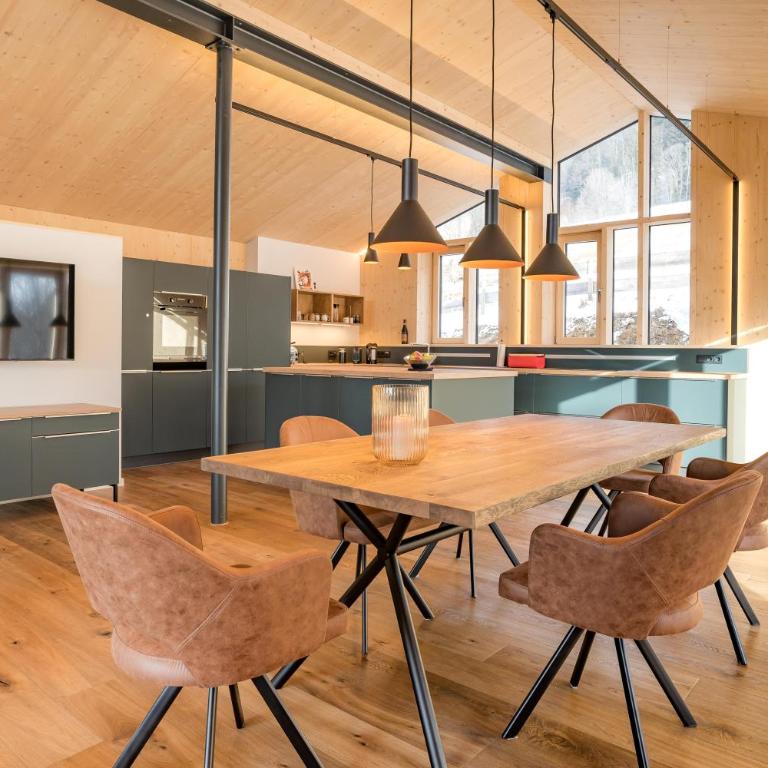 Alpenhaus Chalet Panoramablick - Bergbahn unlimited im Sommer inklusive - Ferienhaus - 20