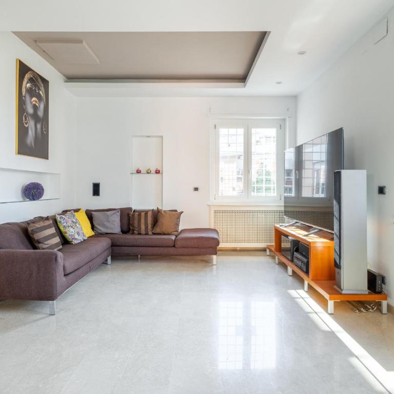 EUR LUXURY APARTAMENT FOR 4pp 2 BEDROOMS - Appartamento con 2 Camere da Letto - 37