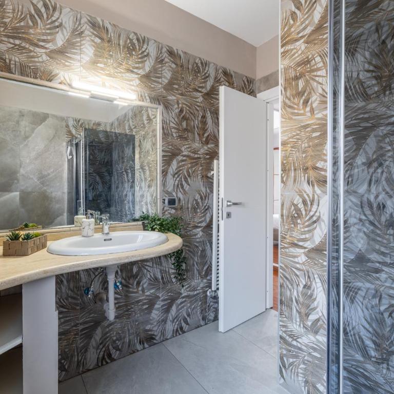 EUR LUXURY APARTAMENT FOR 4pp 2 BEDROOMS - Appartamento con 2 Camere da Letto - 9