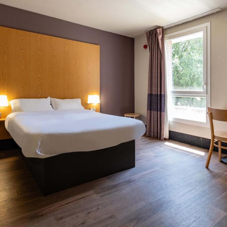 B&B HOTEL Grenoble Centre Alpexpo - Chambre Double - Accessible aux Personnes à Mobilité Réduite - 9
