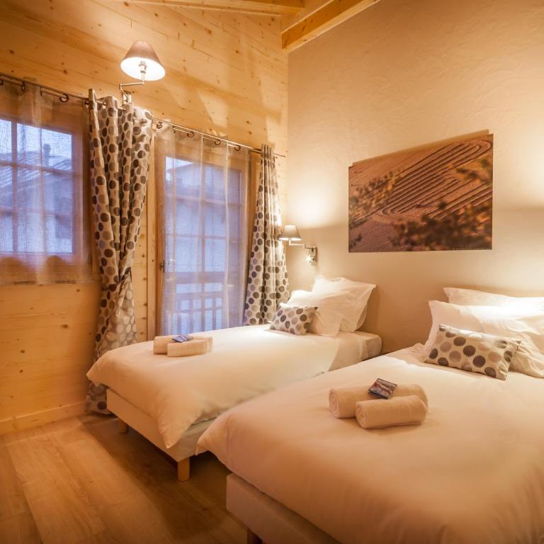 Les Couadzous Samoëns Centre, Sauna, Jacuzzi, 6 chambres, 7 salles de bains, 16 pers 250 m2 - Chalet - 21