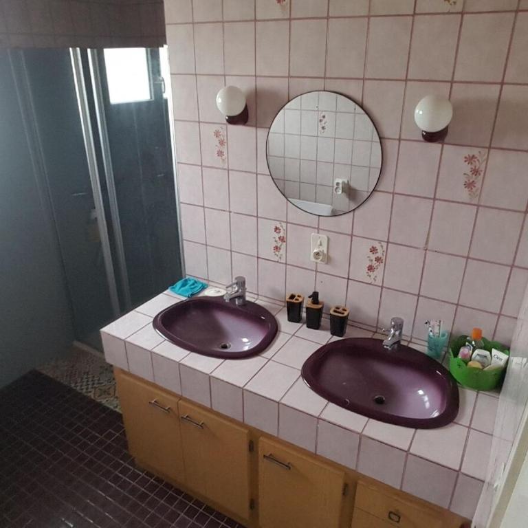Location vacances Royan - Three-Bedroom House - 9