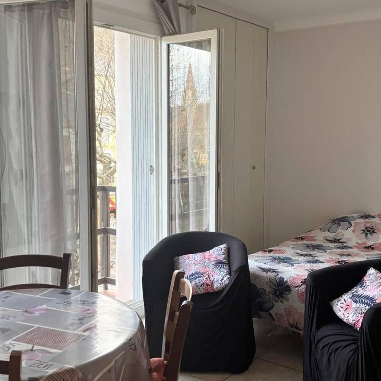 Studio Confortable avec WIFI, Parking, Proche Thermes et Centre Ville d'Amélie-les-Bains - Studio - 7