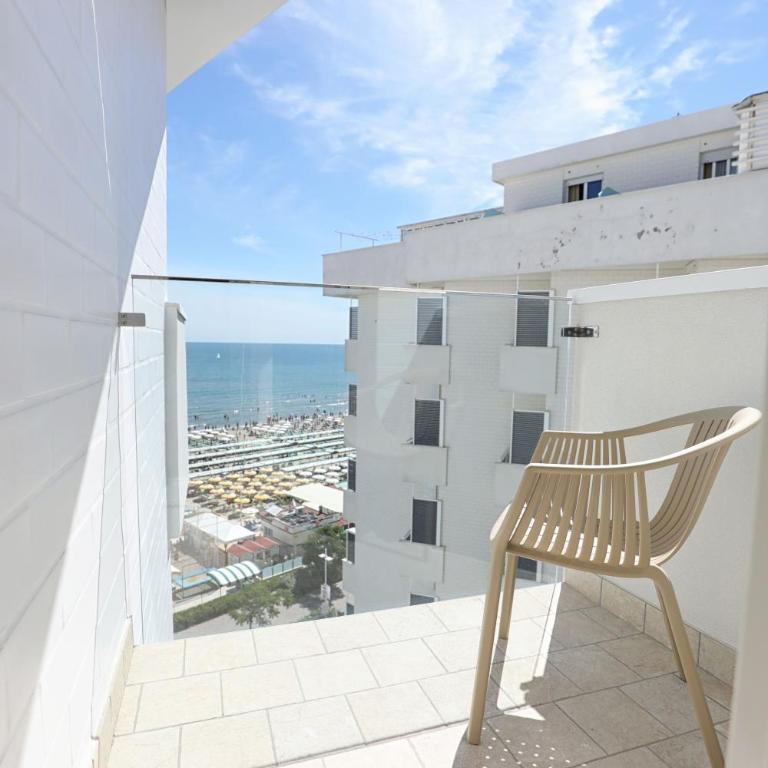 Hotel Daniel's FRONTE MARE - Camera Matrimoniale Budget - 7